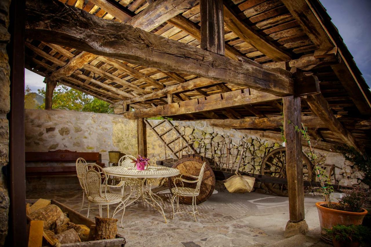 Casería el Hondrígu Con Exterior foto