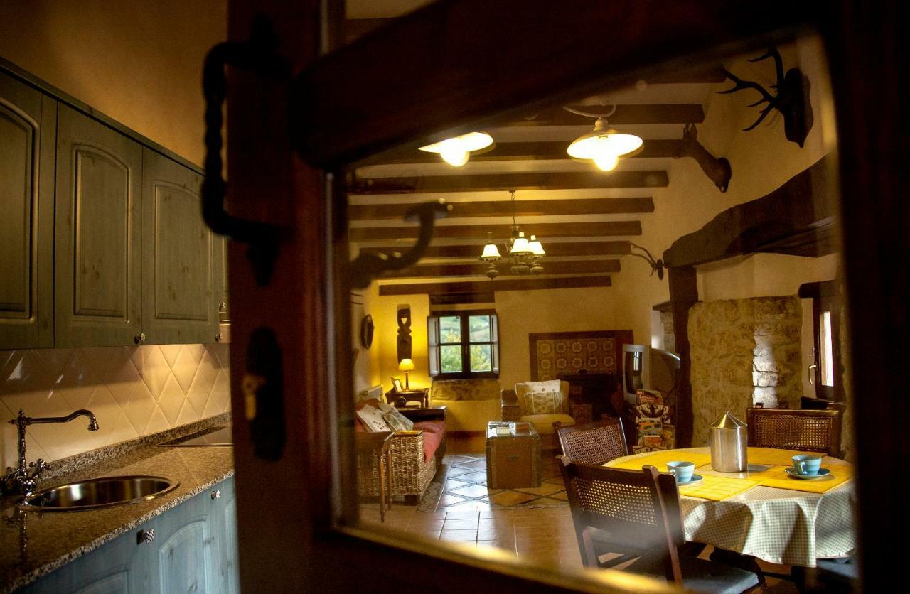 Casería el Hondrígu Con Exterior foto